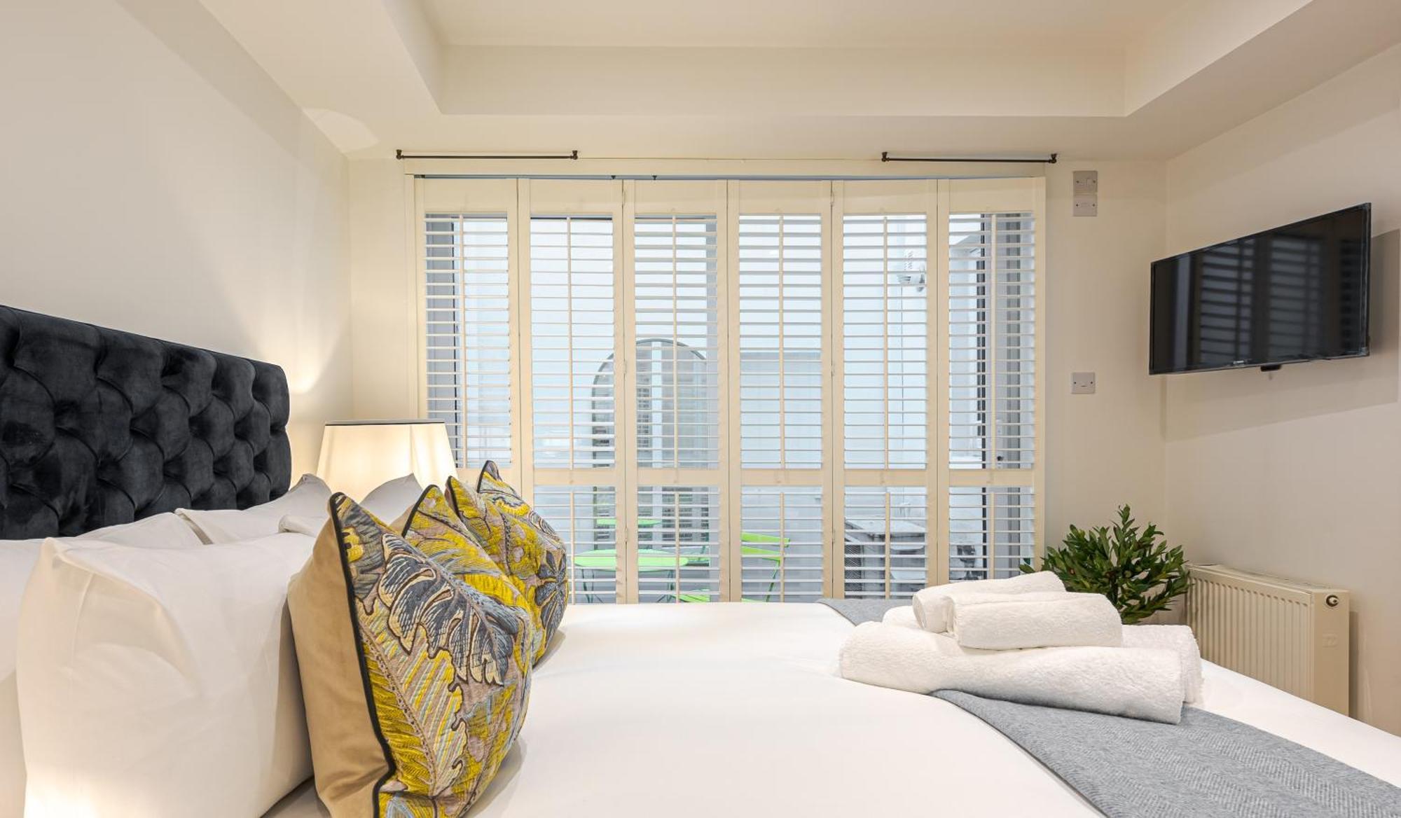 Chic Belgravia Hideaway With Private Patio 10 Mins To Harrods لندن المظهر الخارجي الصورة